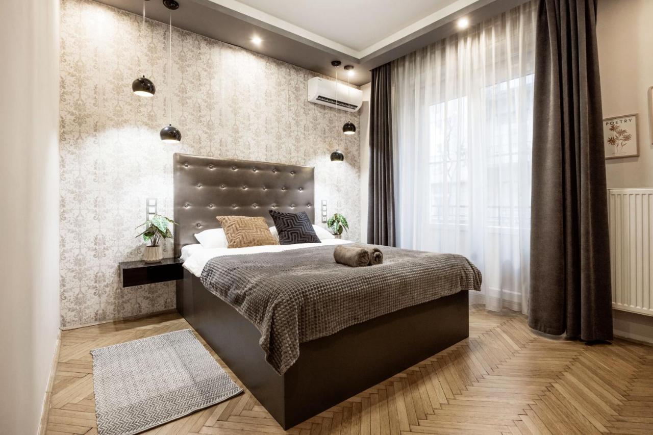 Chill On The Screened Balcony-Budapest Most Historic Landmarks Εξωτερικό φωτογραφία
